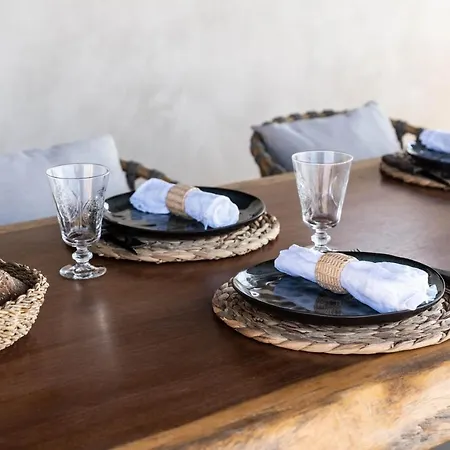 Hotel Makani Suites