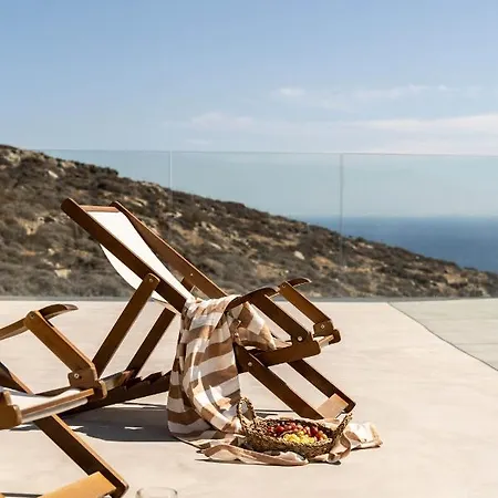 Hotel Makani Ano Mera