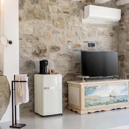 Makani Suites Hotel Ano Mera