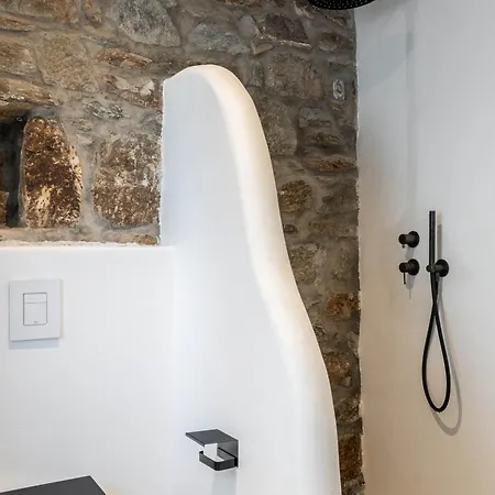 Hotel Makani Ano Mera