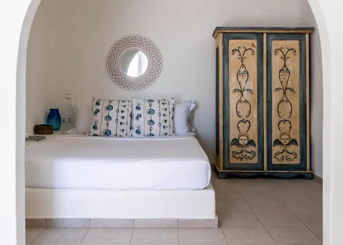 Makani Suites Ano Mera